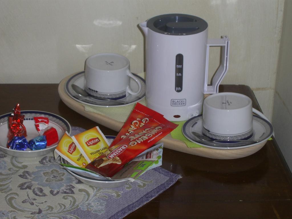B&B Giovine Italia โรม ภายนอก รูปภาพ