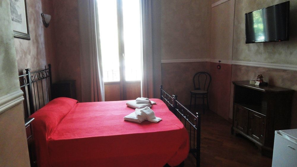 B&B Giovine Italia โรม ภายนอก รูปภาพ
