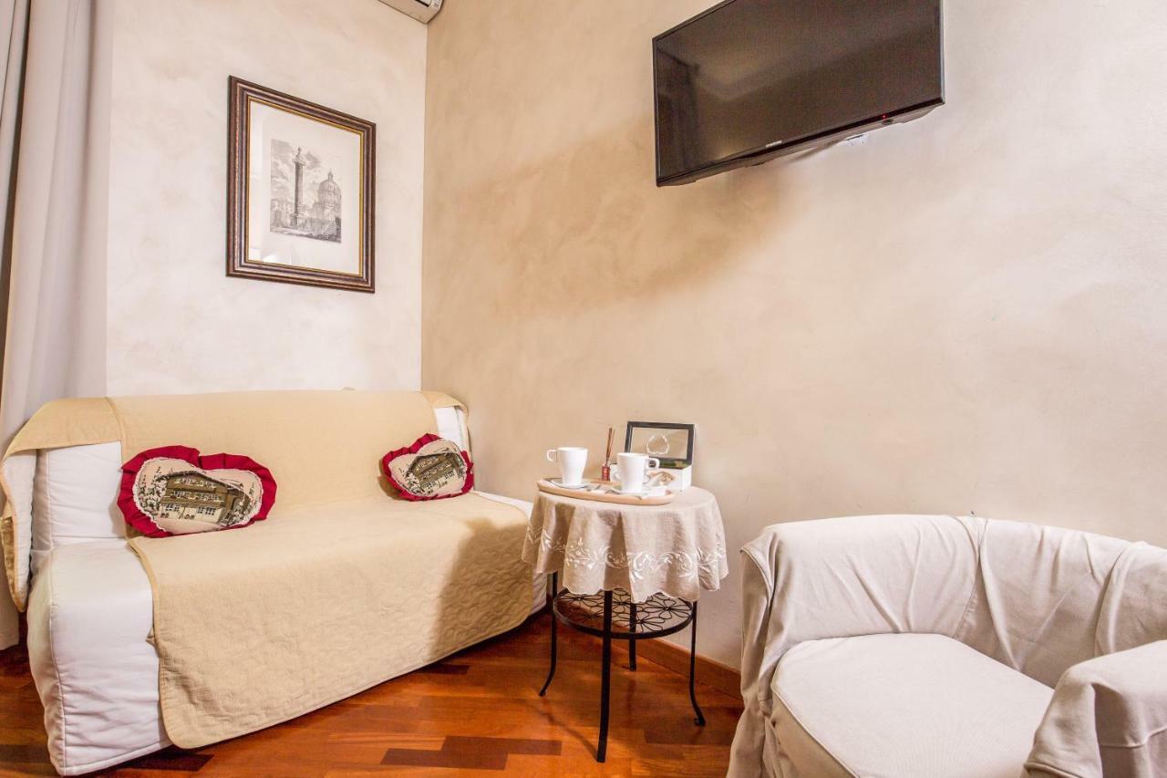 B&B Giovine Italia โรม ภายนอก รูปภาพ