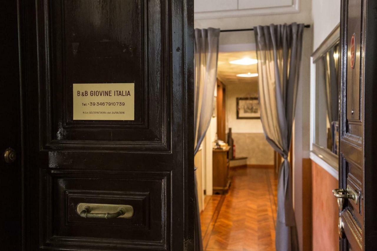 B&B Giovine Italia โรม ภายนอก รูปภาพ