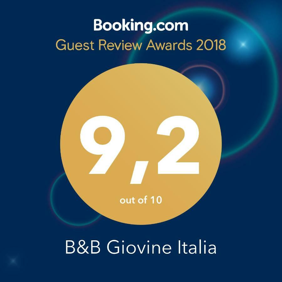 B&B Giovine Italia โรม ภายนอก รูปภาพ